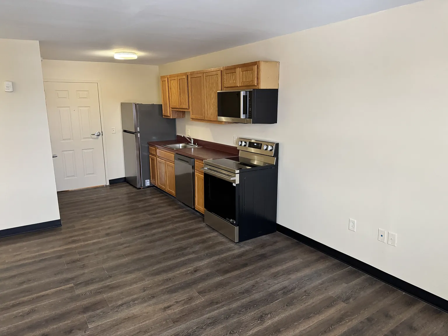 College Suites at Cortland (Coming Soon Residence at Seven Valleys) — Photo 4