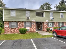Cedar Pines Apartments