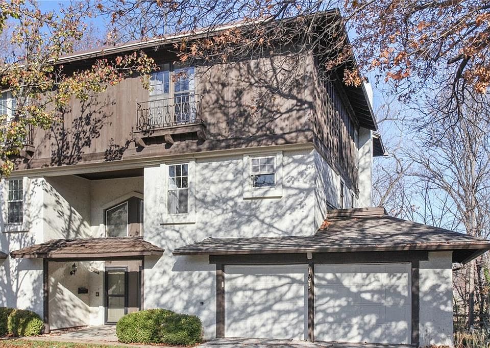 1st image of 10215 Cedarbrooke Ln