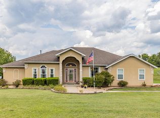 1887 W Ranch Rd, Nixa, MO 65714