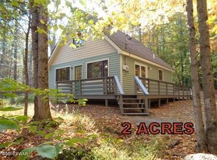 195 Fawn Rd, Hawley, PA 18428