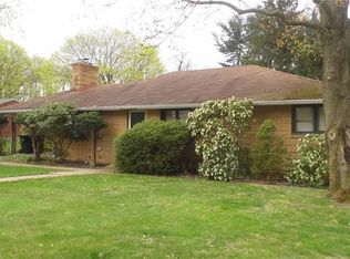 9512 Meadow Rd, Allison Park, PA 15101