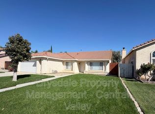 1648 Alberta St, Los Banos, CA 93635