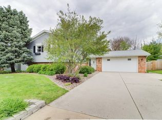 108 S Hershey Rd, Bloomington, IL 61704