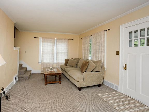 1421 kingston ave-104