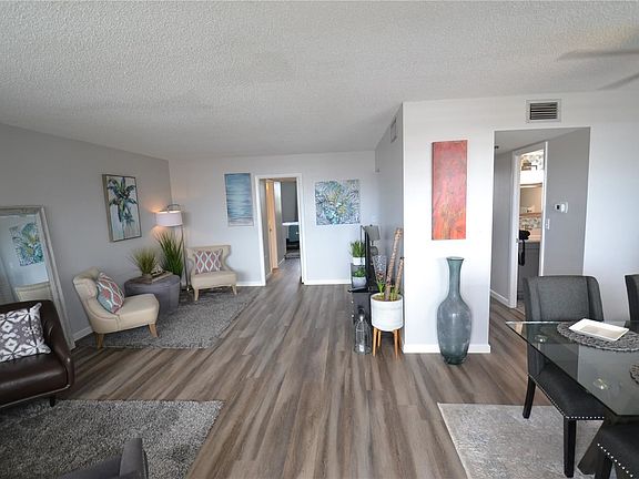 5th image of 4915 Bay St NE APT 328