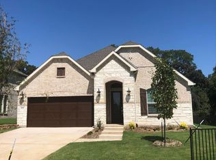 2100 Christopher Ln, Euless, TX 76040