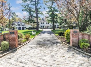 35 Hoaglands Lane, Old Brookville, NY 11545