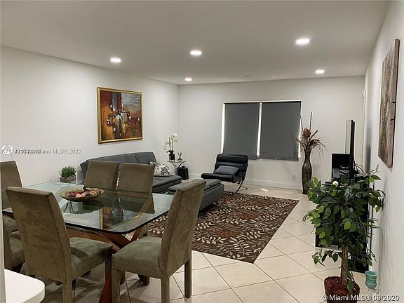 5th image of 5130 SW 40th Ave APT 7B