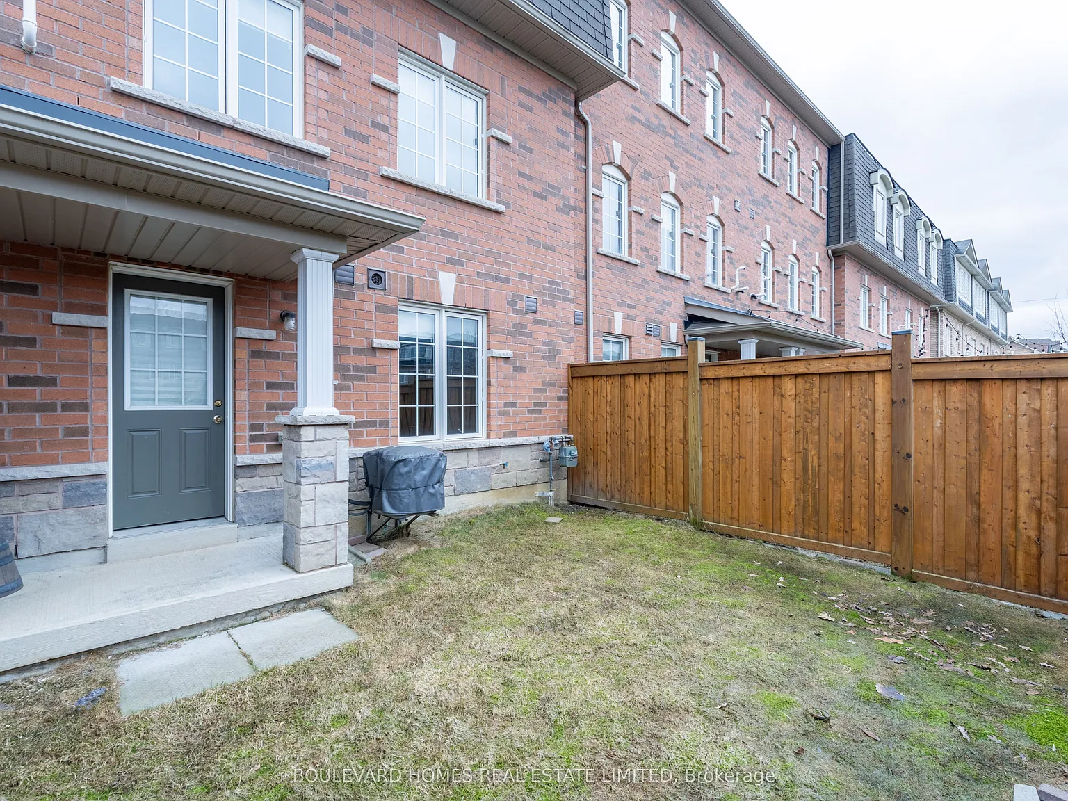 3 bed, $3,200 — Photo 2