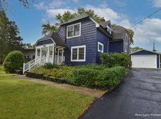 720 Mount Vernon Pl, Batavia, IL 60510