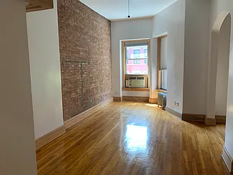 Rented by Salon Realty Corp