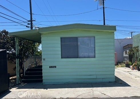 1st image of 1349 W 135th St