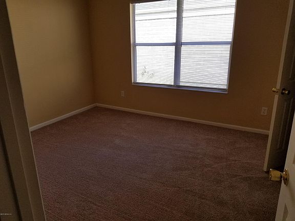 2nd image of 9948 Somerset Grove Ln