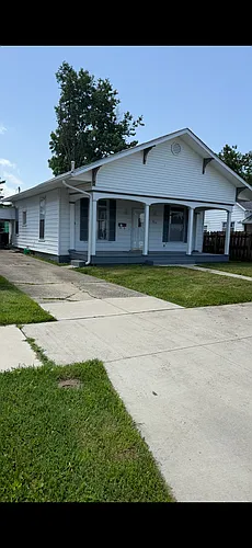 265 W South St Photo 1