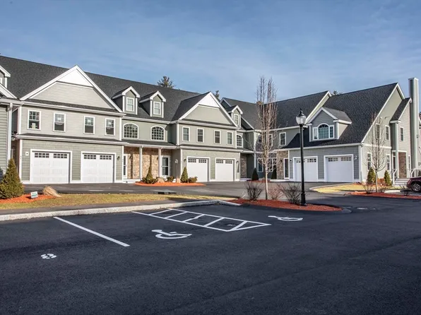 100 Lebaron Blvd #12, Lakeville, MA 02347