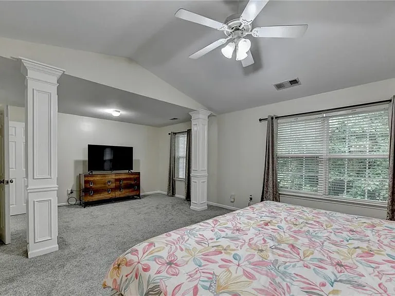2602 Pierce Brennen Ct — Photo 30
