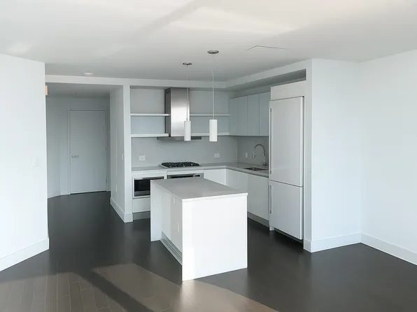 77 Hudson Street image 3 of 19