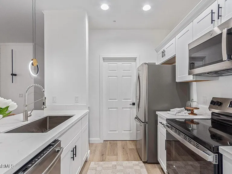5401 E Van Buren St #1088 — Photo 9