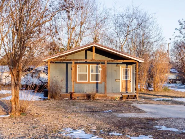 321 2nd St, East Prairie, MO 63845