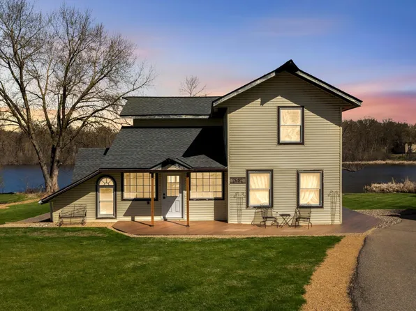 2982 Ardmore Ave, Maple Plain, MN 55359