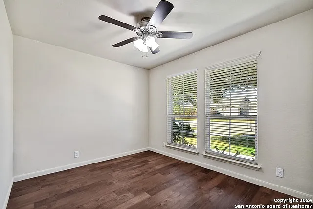 409 Teron Dr — Photo 20