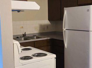 425 Farnham St #1, Marshall, WI 53559