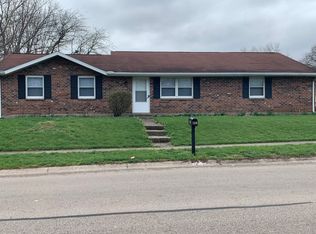 180 S Tippecanoe Dr, Tipp City, OH 45371