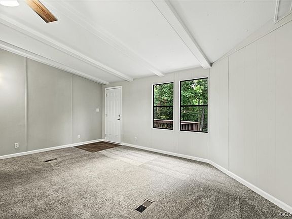 5th image of 1564 Canterbury Rd