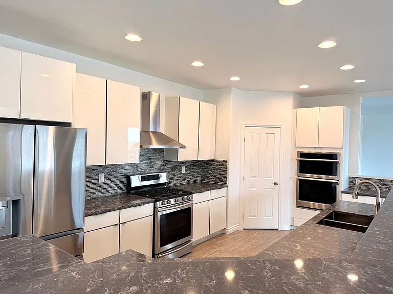 4952 Grey Mesa St — Photo 17