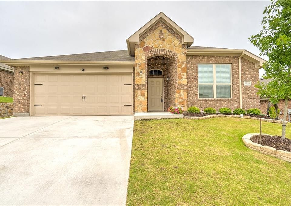 1st image of 10853 Live Oak Creek Dr