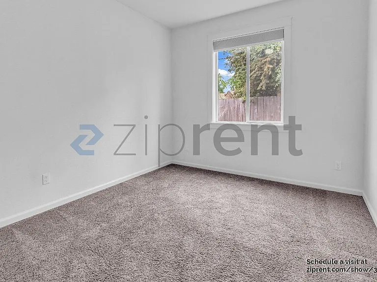 4451 SE 117th Ave — Photo 14
