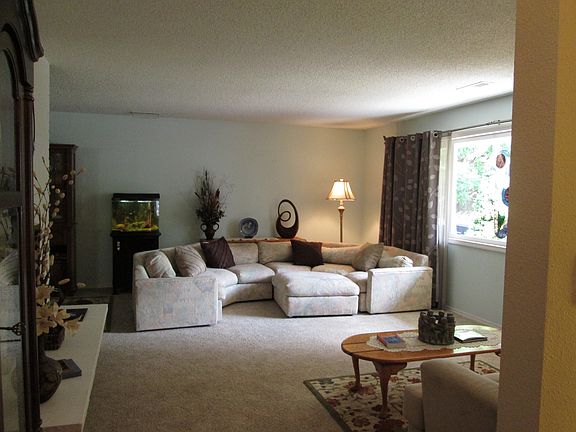 5th image of 9604 NW 24th Ave