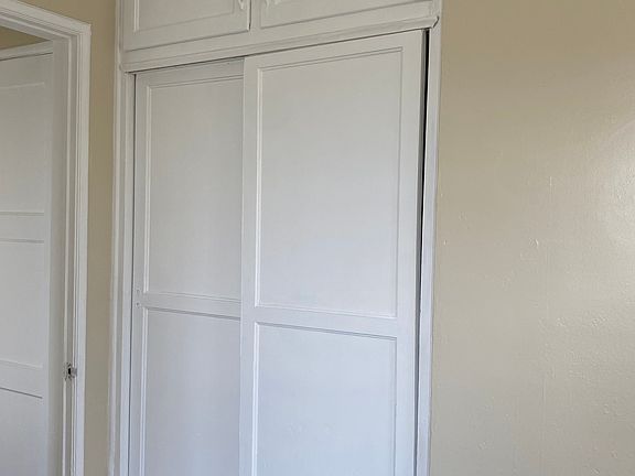 4th image of 1368 S Cloverdale Ave #1376