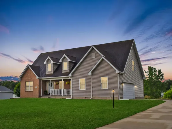 164 Shenandoah Ct, Kouts, IN 46347