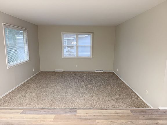 5th image of 4720 W Cumberland Cir