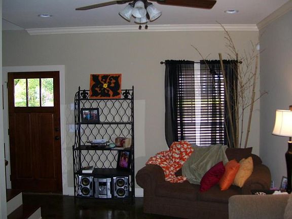 2nd image of 123 Camden Pl