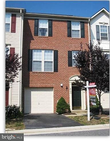 2nd image of 9724 Morningview Cir #9724