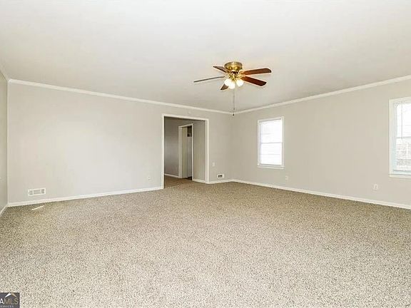 3rd image of 4055 S Bogan Rd