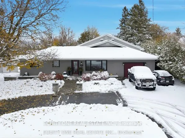 17 Savage Dr, Ottawa, ON K2S 1B9