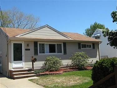 1st image of 6023 Stark Dr