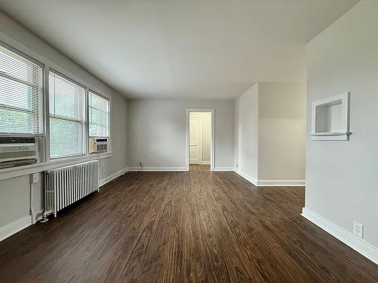 1400 Kenmore Ave #A5 — Photo 2
