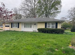 1101 Alton Dr, Champaign, IL 61821