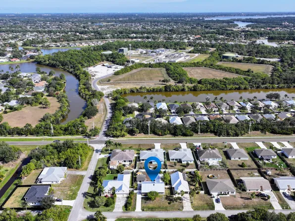 3709 SW Haines St, Port Saint Lucie, FL 34953