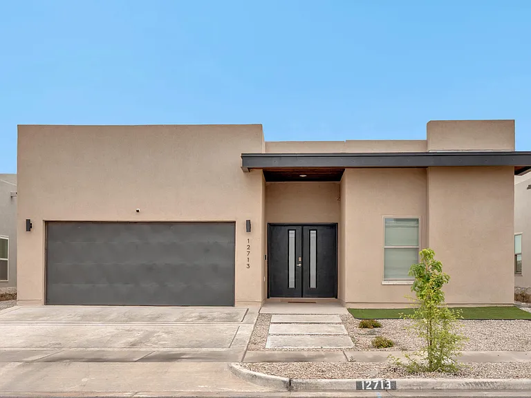12713 Captain Claudia Ct — Photo 3