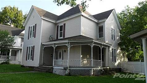 2nd image of 215 College St