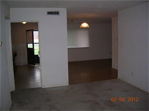 4th image of 936 Springwood Dr