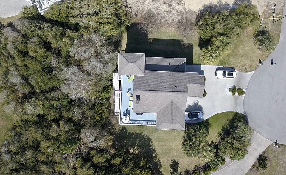 2nd image of 104 Clipper Ct
