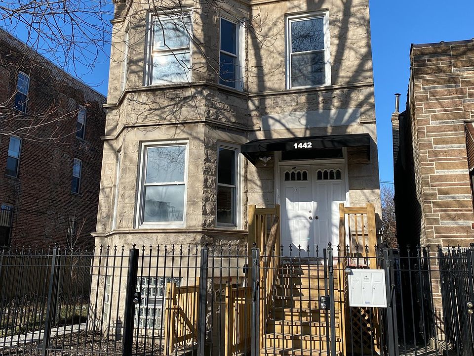 1st image of 1442 S Hamlin Ave Unit 2
