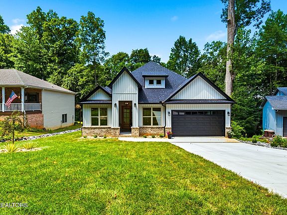 4th image of 153 Inata Cir